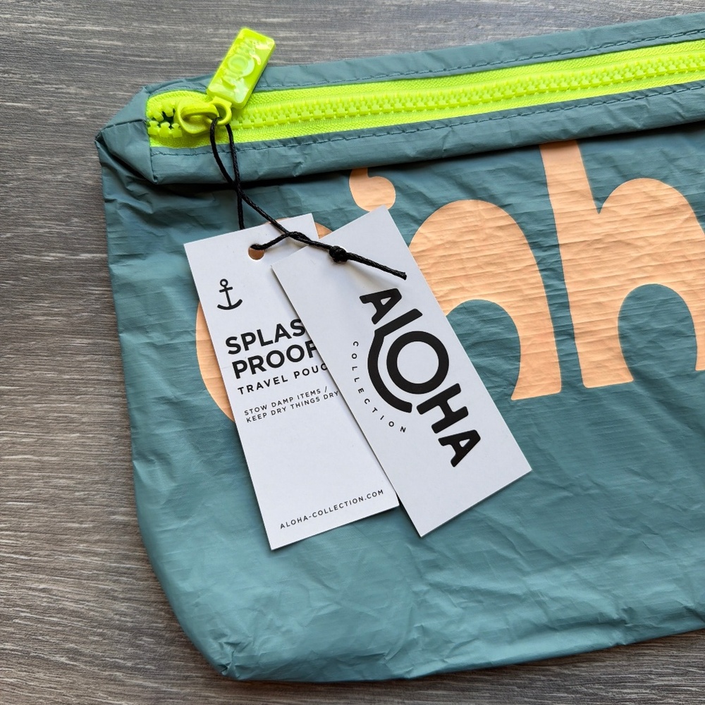 Aloha Collection Small Pouch, O’ahu Bubble, tangerine/tide - Picture 2 of 5